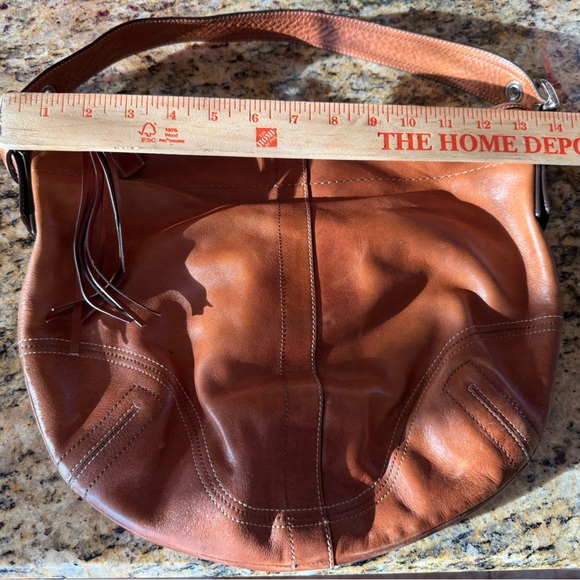 Authentic Coach - Picture 4 of 10